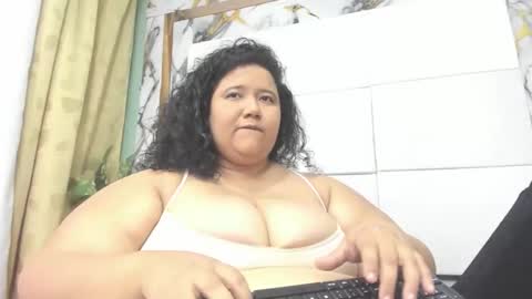 BigLucyy online show from 04/28/26, 10:26