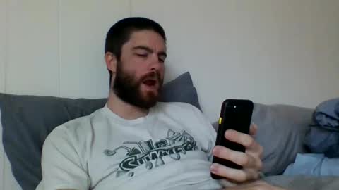 Snapshot of bigmag23 chatting on 10/31/25, 08:43 bigmag23 online show from 10/31/25, 08:43