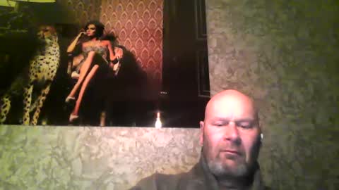 bigmike3339 online show from 02/01/25, 05:49