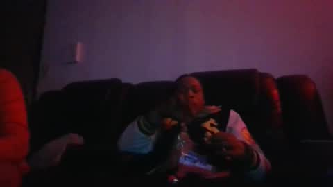 bignhard3000 online show from 12/19/25, 08:43