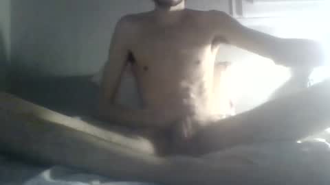 Snapshot of bignlouis chatting on 01/01/25, 08:47 Nicolas online show from 01/01/25, 08:47