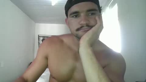 Snapshot of bigode24 chatting on 12/18/25, 05:52 bigode24 online show from 12/18/25, 05:52