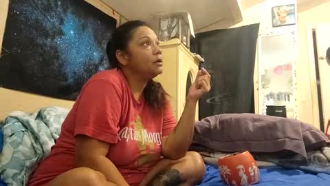 the Mini mami online show from 03/02/25, 01:05