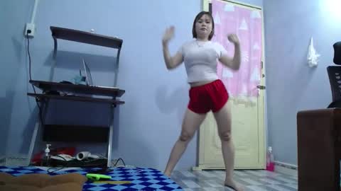 bigpussy_92 online show from 01/06/26, 09:18