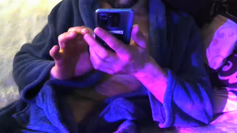 ...... online show from 01/05/25, 01:47