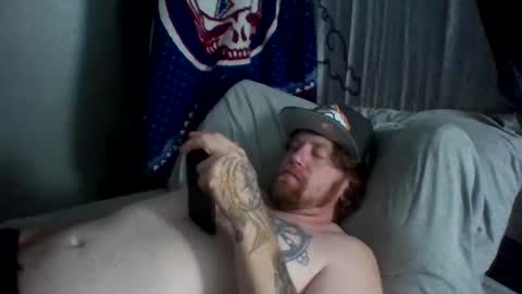 Snapshot of bigred382055 chatting on 09/09/25, 11:43 Joon online show from 09/09/25, 11:43