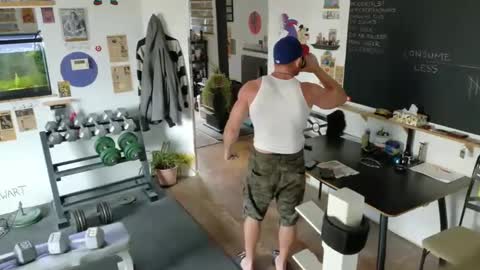 Jarvis online show from 09/26/25, 04:44