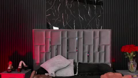 Zayra online show from 04/09/26, 09:04