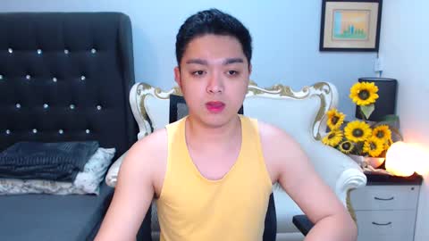 Snapshot of bigshowforyouxx chatting on 02/24/25, 07:22 Jay online show from 02/24/25, 07:22