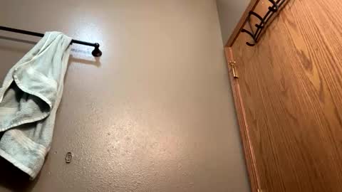 Snapshot of bigskinnyboyshh chatting on 02/03/26, 02:32 bigskinnyboyshh online show from 02/03/26, 02:32