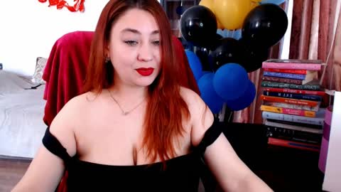 Julia online show from 04/06/26, 08:15