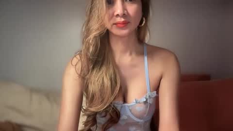 Yna     online show from 01/16/25, 01:47