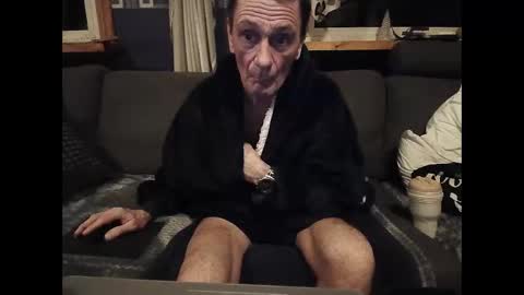 Snapshot of bigswe1 chatting on 02/09/25, 02:17 bigswe1 online show from 02/09/25, 02:17