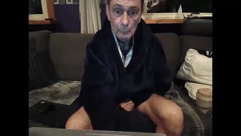 Snapshot of bigswe1 chatting on 03/08/25, 03:06 bigswe1 online show from 03/08/25, 03:06