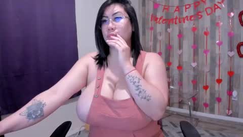 Snapshot of bigt3ti chatting on 02/09/25, 02:17 Nubia online show from 02/09/25, 02:17