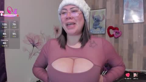 Snapshot of bigt3ti chatting on 12/17/25, 07:36 Nubia online show from 12/17/25, 07:36