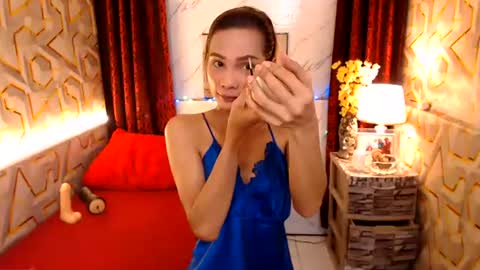 Snapshot of bigthickcock69xx chatting on 06/23/26, 05:33 sophia online show from 06/23/26, 05:33