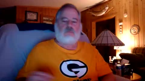 Snapshot of bigthicksatisfying2 chatting on 06/15/26, 06:48 bigthicksatisfying2 online show from 06/15/26, 06:48