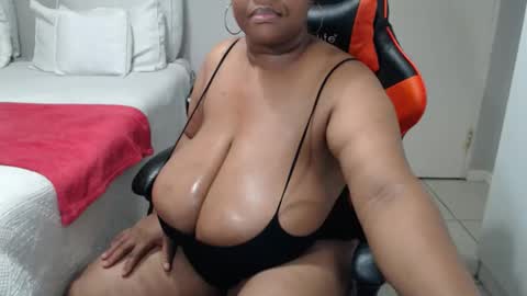 Lona online show from 04/16/26, 06:41