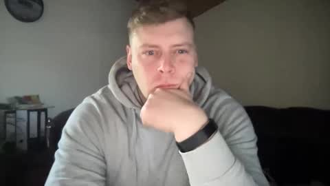 bigtwhite online show from 10/03/25, 01:19