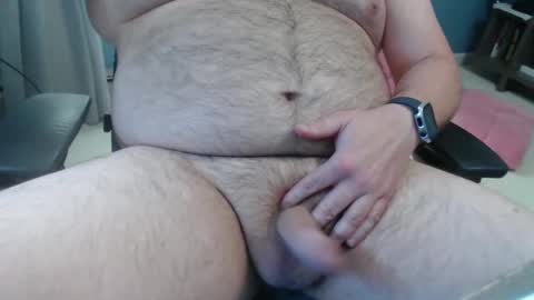 Snapshot of biguyinnc2 chatting on 10/13/25, 03:23 biguyinnc2 online show from 10/13/25, 03:23