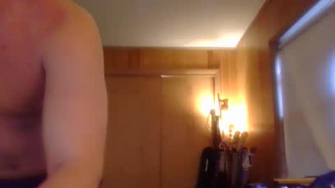 bigvik23 online show from 04/15/26, 07:58