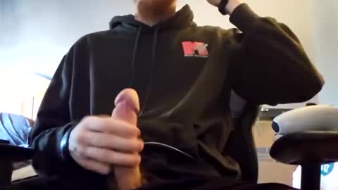 Snapshot of bigwhited2115 chatting on 12/25/24, 02:45 Onlyfans redheadedwhitedick online show from 12/25/24, 02:45