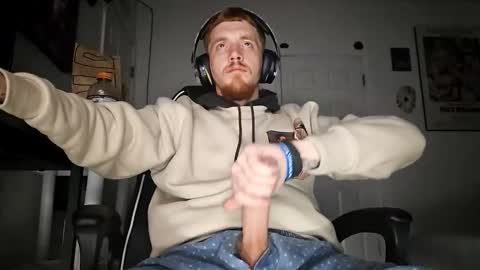 Snapshot of bigwhited2115 chatting on 11/25/25, 07:19 Onlyfans redheadedwhitedick online show from 11/25/25, 07:19