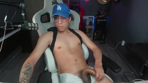 bigxboy96 online show from 01/10/25, 08:48