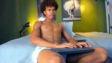 Snapshot of bigxxo chatting on 12/20/24, 05:14 bigxxo online show from 12/20/24, 05:14