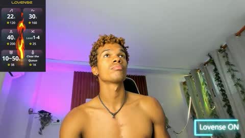 Snapshot of bigxxo chatting on 09/18/25, 02:35 bigxxo online show from 09/18/25, 02:35