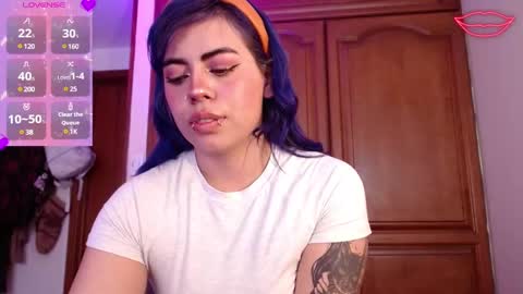 Snapshot of biigbooty_ chatting on 12/03/24, 06:38 biigbooty_ online show from 12/03/24, 06:38