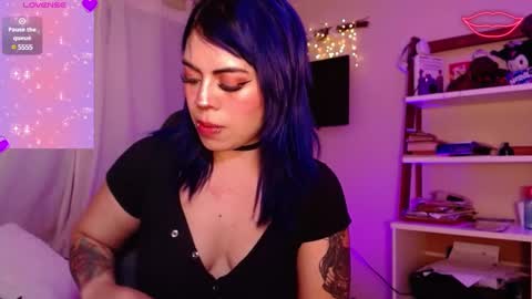 Snapshot of biigbooty_ chatting on 01/27/25, 05:03 biigbooty_ online show from 01/27/25, 05:03