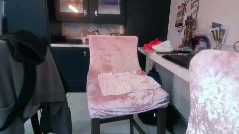 Snapshot of bijiminy chatting on 02/26/25, 09:21 bijiminy online show from 02/26/25, 09:21