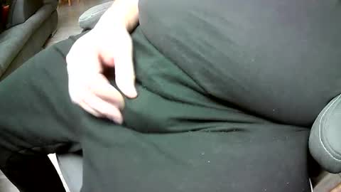 Snapshot of bikeman17 chatting on 01/21/25, 06:02 bikeman17 online show from 01/21/25, 06:02