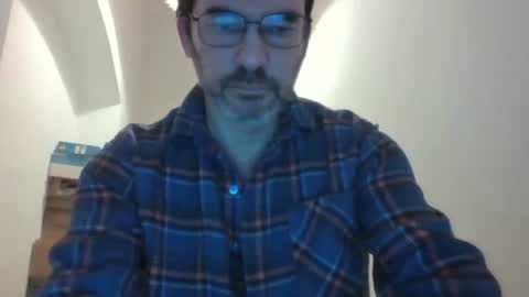 bikertom1988 online show from 01/12/25, 03:57