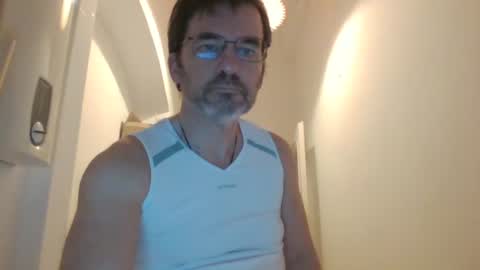 bikertom1988 online show from 02/16/25, 12:19