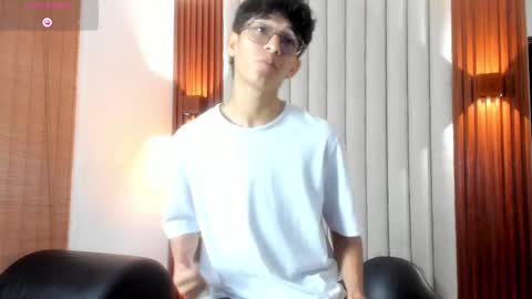 Billie online show from 09/25/25, 03:54