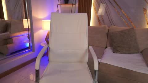 billiebrownn online show from 05/07/26, 07:19
