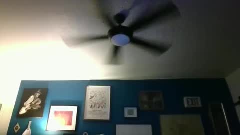 Snapshot of billjames55 chatting on 04/03/26, 06:55 billjames55 online show from 04/03/26, 06:55