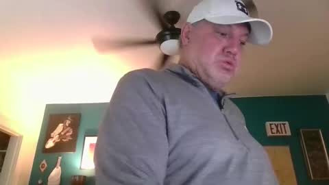 Snapshot of billjames55 chatting on 05/13/26, 03:42 billjames55 online show from 05/13/26, 03:42
