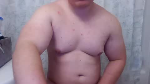 Snapshot of bills5562 chatting on 12/03/24, 01:41 Fitness69 online show from 12/03/24, 01:41