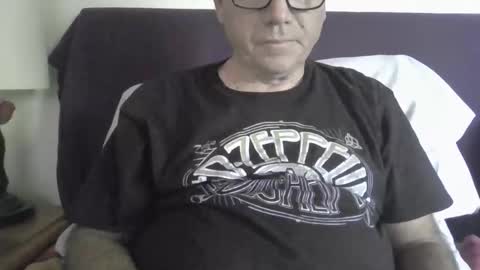 Snapshot of billydubs chatting on 10/28/25, 03:25 billydubs online show from 10/28/25, 03:25