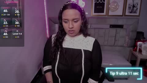 Live 1000pm 600am COLOMBIAN HOUR online show from 02/25/25, 09:31