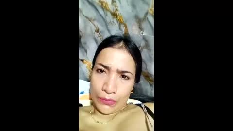 Snapshot of bina241986 chatting on 06/08/26, 02:17 bina241986 online show from 06/08/26, 02:17