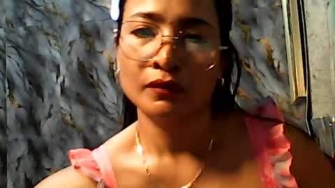Snapshot of bina241986 chatting on 06/14/26, 10:06 bina241986 online show from 06/14/26, 10:06