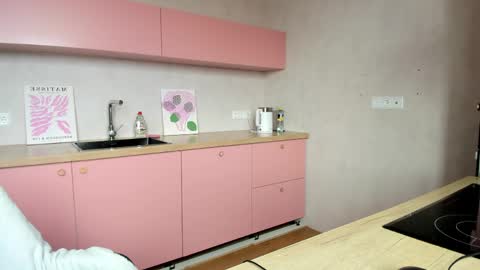 bina_mima online show from 04/08/26, 09:31