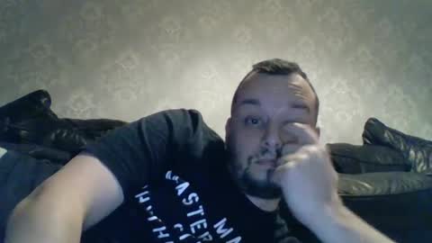 Snapshot of biopenjay chatting on 12/28/24, 12:04 biopenjay online show from 12/28/24, 12:04