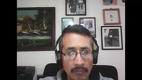 Snapshot of bisexmangenx chatting on 09/10/25, 04:18 Manu O online show from 09/10/25, 04:18