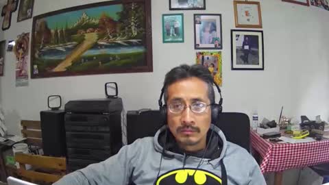 Snapshot of bisexmangenx chatting on 10/24/25, 01:51 Manu O online show from 10/24/25, 01:51